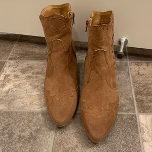 Cupid brown booties